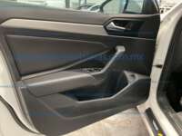 Volkswagen Jetta 2020 4p Trendline L4/1.4/T Man IMG_7066