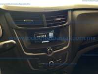 Chevrolet Aveo 2018 4p LT L4/1.6 Man 2018 Chevrolet Aveo Ingreso Interiores 8