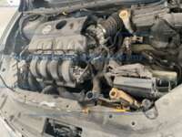 Nissan Sentra 2016 4p Advance L4/1.8 Aut IMG_5406