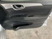 Nissan Sentra 2016 4p Advance L4/1.8 CVT 2016 Nissan Sentra Venta Interiores 15