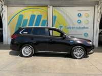 Mitsubishi Outlander 2021 5po Limited Híbrido L4/2.4 Aut 2021 Mitsubishi Outlander Venta Exteriores 4