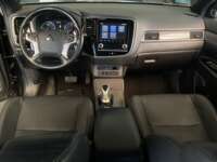 Mitsubishi Outlander 2021 5po Limited Híbrido L4/2.4 Aut 2021 Mitsubishi Outlander Venta Interiores 4