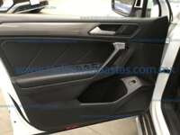 Volkswagen Tiguan 2024 5p R-Line 10 Años L4/1.4/T DSG 2024 Volkswagen Tiguan Ingreso Interiores 10