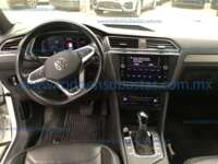 Volkswagen Tiguan 2024 5p R-Line 10 Años L4/1.4/T DSG 2024 Volkswagen Tiguan Ingreso Interiores 6