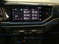 Volkswagen Polo 2024 5p Highline L3/1.0/T Tiptronic Línea Nueva 2024 Volkswagen Polo Ingreso Interiores 7