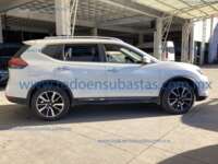 Nissan X-Trail 2020 5p Exclusive 2 Row Híbrida L4/2.0 CVT 2020 Nissan X-Trail Ingreso Exteriores 3