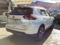 Nissan X-Trail 2020 5p Exclusive 2 Row Híbrida L4/2.0 CVT 2020 Nissan X-Trail Ingreso Exteriores 4