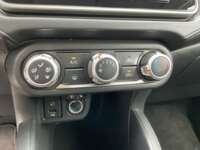 Nissan Versa 2021 4p Sense L4/1.6 CVT 2021 Nissan Versa Venta Interiores 8