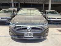 Volkswagen Jetta 2020 4p R-Line L4/1.4/T Tiptronic IMG_0812