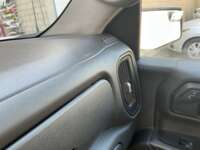 Chevrolet Silverado 2021 4p WT Doble Cabina 4X4 V6/4.3 Aut  2021 Chevrolet Silverado Venta Interiores 11