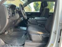 Chevrolet Silverado 2021 4p WT Doble Cabina 4X4 V6/4.3 Aut  2021 Chevrolet Silverado Venta Interiores 20