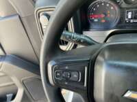 Chevrolet Silverado 2021 4p WT Doble Cabina 4X4 V6/4.3 Aut  2021 Chevrolet Silverado Venta Interiores 7