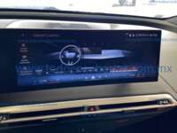 BMW iX 2024 5p xDrive 40 EV 76.6 kWh 2024 BMW iX Ingreso Interiores 8