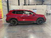 Volkswagen Taos 2021 5p Comfortline L4/1.4/T Tiptronic 2021 Volkswagen Taos Ingreso Exteriores 4