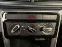 Volkswagen T-Cross 2022 5p Trendline L3/1.0/T Aut 2022 Volkswagen T-Cross Venta Interiores 9