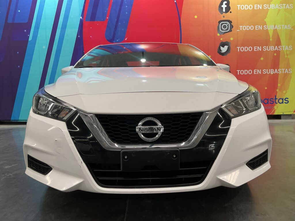 Nissan Versa 2021 4p Sense L4/1.6 CVT 2021 Nissan Versa Venta Exteriores 2
