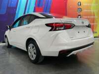 Nissan Versa 2021 4p Sense L4/1.6 CVT 2021 Nissan Versa Venta Exteriores 5