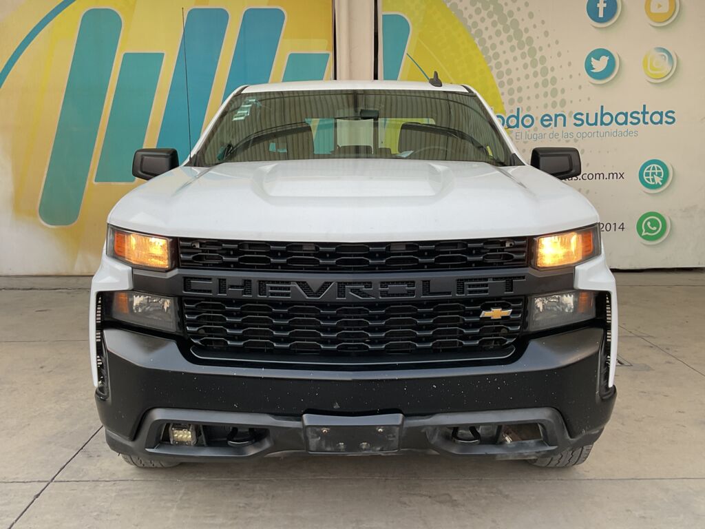 Chevrolet Silverado 2020 4p WT Doble Cabina 4x4 V6/4.3 Aut 2020 Chevrolet Silverado Venta Exteriores 2