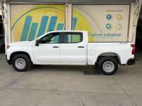 Chevrolet Silverado 2020 4p WT Doble Cabina 4x4 V6/4.3 Aut 2020 Chevrolet Silverado Venta Exteriores 8