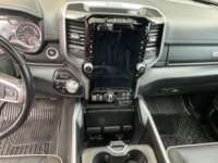 Ram 1500 2022 4p Laramie Sport Crew Cab V8/5.7 Aut 4x4 MHEV 2022 Ram 1500 Venta Interiores 4