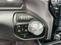 Ram 1500 2022 4p Laramie Sport Crew Cab V8/5.7 Aut 4x4 MHEV 2022 Ram 1500 Venta Interiores 10