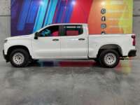 Chevrolet Silverado 1500 2020 4p WT Doble Cabina V6/4.3 Aut 4x4 2020 Chevrolet Silverado 1500 Venta Exteriores 4
