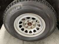 Chevrolet Silverado 1500 2020 4p WT Doble Cabina V6/4.3 Aut 4x4 2020 Chevrolet Silverado 1500 Venta Llantas 1