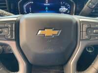 Chevrolet Cheyenne 2024 2p LT Cabina Regular V8/5.3 Aut 4X4 IMG_7350