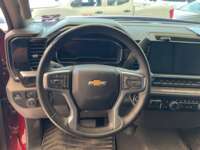 Chevrolet Cheyenne 2024 2p LT Cabina Regular V8/5.3 Aut 4X4 IMG_7342