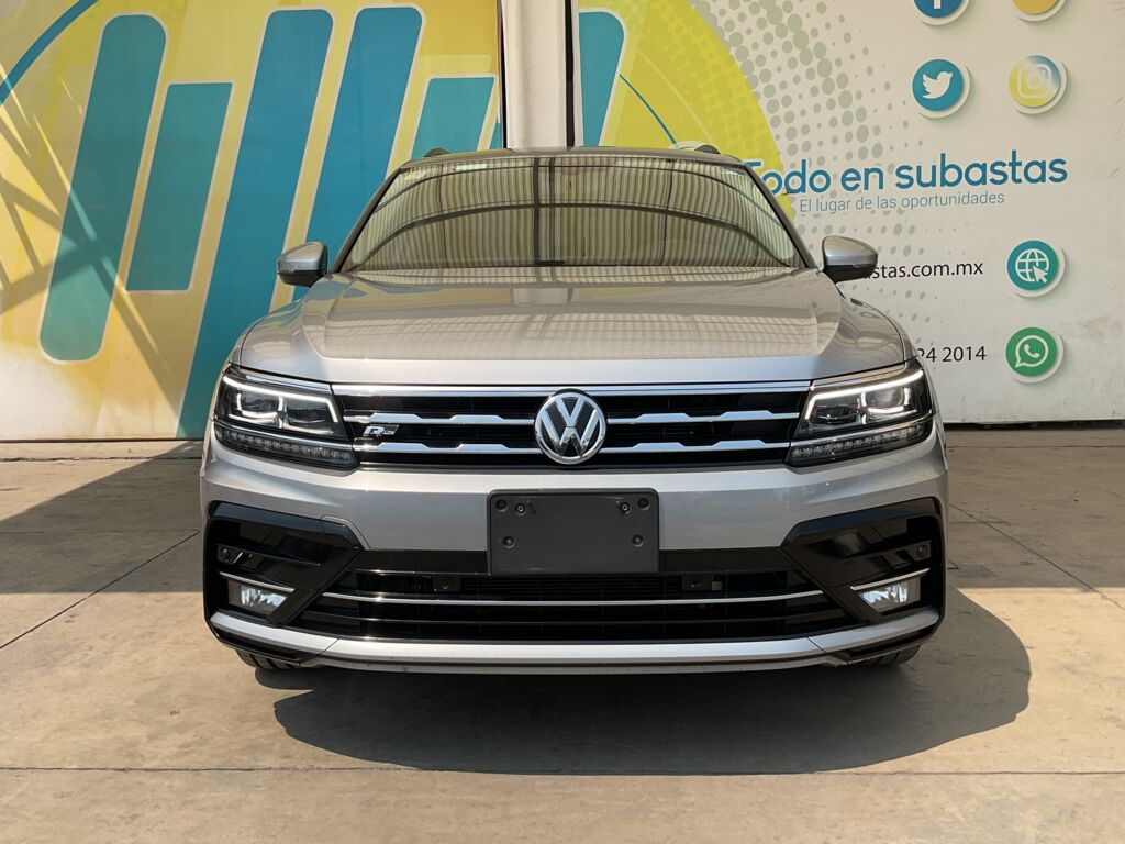 Volkswagen Tiguan 2021 5p R-Line L4/1.4/T DSG 2021 Volkswagen Tiguan Venta Exteriores 2