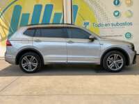 Volkswagen Tiguan 2021 5p R-Line L4/1.4/T DSG 2021 Volkswagen Tiguan Venta Exteriores 4