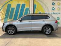Volkswagen Tiguan 2021 5p R-Line L4/1.4/T DSG 2021 Volkswagen Tiguan Venta Exteriores 8