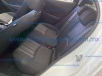 Mazda 2 2021 4p Sedán i L4/1.5 Aut IMG_1353