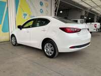 Mazda 2 2021 4p Sedán i L4/1.5 Aut 2021 Mazda 2 Venta Exteriores 7