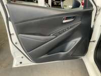 Mazda 2 2021 4p Sedán i L4/1.5 Aut 2021 Mazda 2 Venta Interiores 16