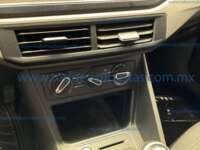 Volkswagen Virtus 2022 4p L4/1.6 Man 2022 Volkswagen Virtus Ingreso Interiores 10