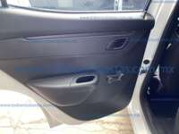 Renault Kwid 2023 5p Intens  L3/1.0 Man Línea Nueva 2023 Renault Kwid Ingreso Interiores 12