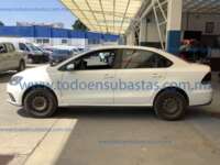 Volkswagen Vento 2020 4p Startline L4/1.6 Man IMG_5554