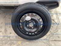 Nissan March 2023 5p Sense L4/1.6 Aut IMG_5468