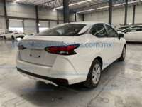Nissan Versa 2021 4p Sense L4/1.6 Man 2021 Nissan Versa Ingreso Exteriores 5