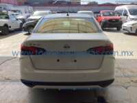 Nissan Versa 2021 4p Sense L4/1.6 CVT IMG_1432