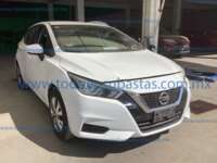 Nissan Versa 2021 4p Sense L4/1.6 CVT IMG_1429