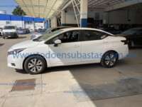 Nissan Versa 2021 4p Sense L4/1.6 CVT IMG_1434