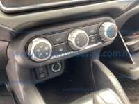 Nissan Versa 2021 4p Sense L4/1.6 CVT IMG_1445