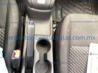 Nissan Versa 2021 4p Sense L4/1.6 CVT IMG_1448