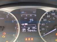 Nissan Versa 2021 4p Sense L4/1.6 CVT IMG_1439