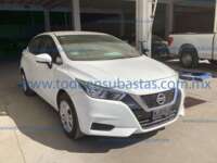 Nissan Versa 2021 4p Sense L4/1.6 CVT IMG_1385