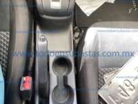 Nissan Versa 2021 4p Sense L4/1.6 CVT IMG_1403