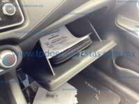 Nissan Versa 2021 4p Sense L4/1.6 CVT IMG_1405