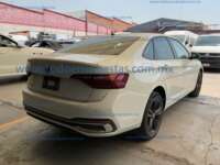 Volkswagen Jetta 2024 4p Sportline L4/1.4/T Tiptronic IMG_9429